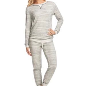 Women's Medium Felina 2-Piece Lounge Set Crewneck Top & Jogger Pants Soft & Cozy